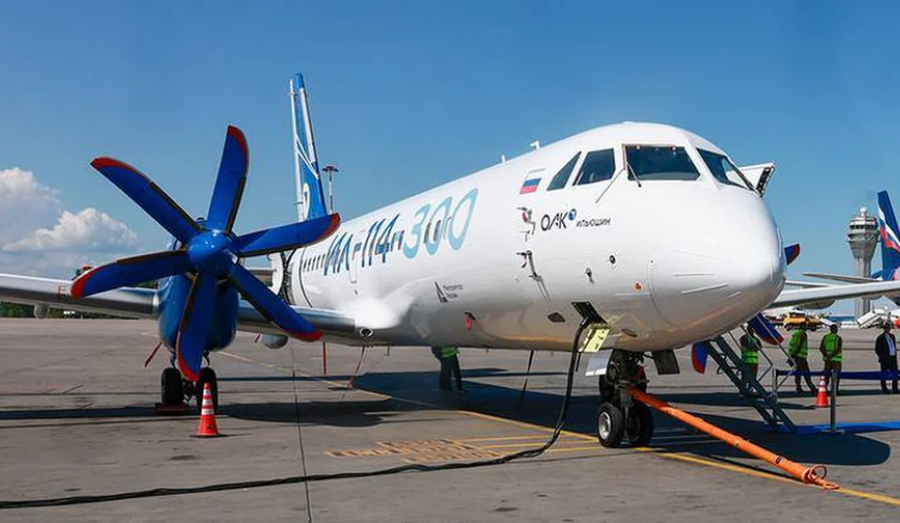 Новый самолет Ил-114-300: он пока не сможет летать в дождь, жару и сильные морозы