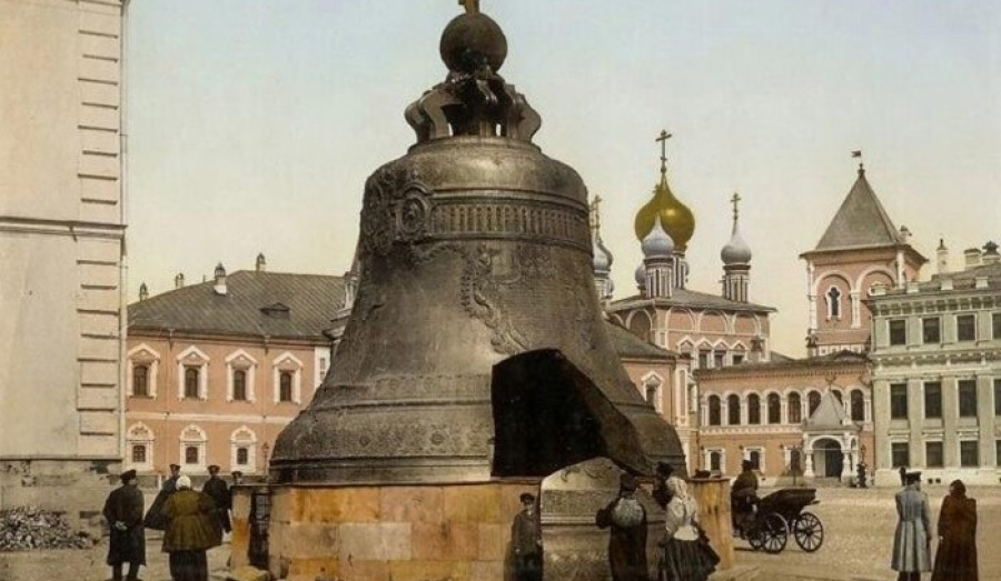 Как и почему раскололся Царь-колокол